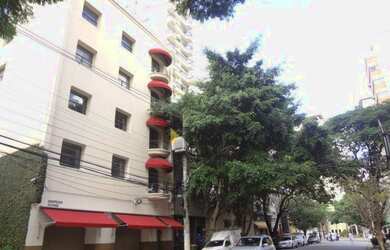 Imagem: O depósito possui 5 Vagas na garagem, 1.220m² de Área e