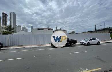 Imagem: O terreno possui 750m² de Área e está localizado em Centro