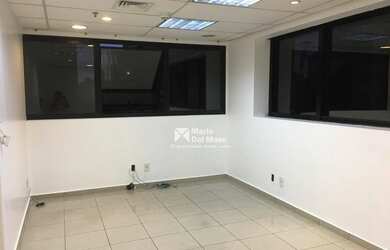 Imagem: O depósito possui 2 Vagas na garagem, 53-0m² de Área e está