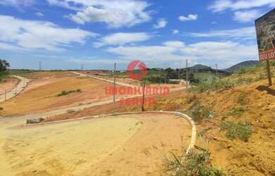 Imagem: O terreno possui 300m² de Área e está localizado em Marcílio