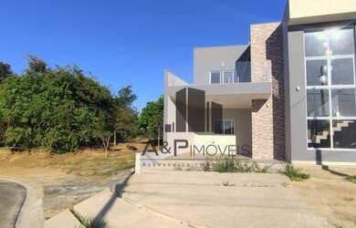 Imagem: A casa em condomínio à venda possui 4 Dormitórios, 4 Banheiros