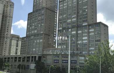 Imagem: O depósito possui 1 Vaga na garagem, 56m² de Área e está