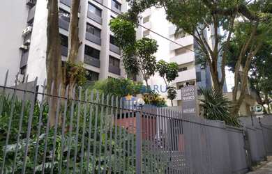 Imagem: O depósito possui 3 Vagas na garagem, 146m² de Área e está