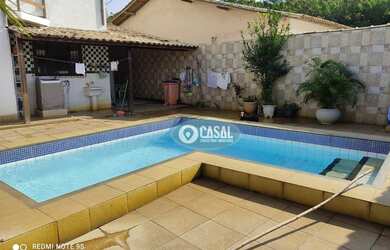 Imagem: A casa em condomínio possui 4 Dormitórios, 3 Banheiros, 3