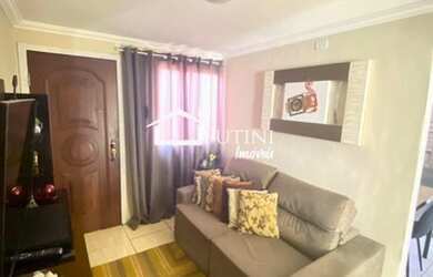 Imagem: O apartamento possui 2 Dormitórios, 1 Banheiro, 1 Vaga na garagem