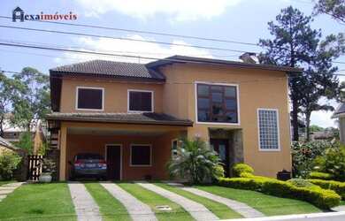 Imagem: A casa em condomínio possui 4 Dormitórios, 5 Banheiros, 4