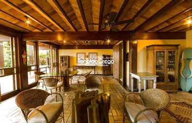 Imagem 1: 4 dorm 4 suite 6 banheiros 8vagas 575m área 1.350m terreno