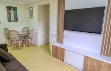 Imagem: O apartamento possui 3 Dormitórios, 1 Banheiro, 2 Vagas na