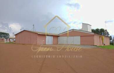 Imagem: A fazenda possui 3.000m² de Área e está localizado em Campo