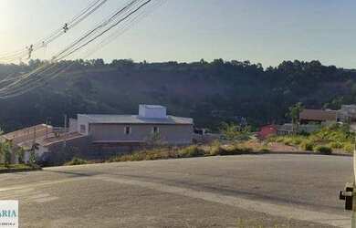 Imagem: O terreno possui 200m² de Área e está localizado em Várzea