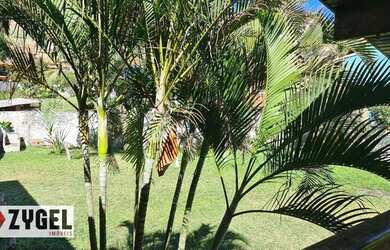 Imagem: A casa em condomínio possui 3 Dormitórios, 2 Banheiros, 3