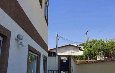 Imagem: O apartamento possui 2 Dormitórios, 1 Banheiro, 2 Vagas na