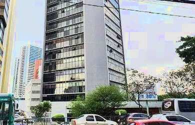 Imagem: O depósito possui 4 Vagas na garagem, 116m² de Área e está