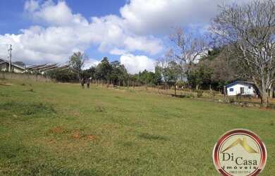 Imagem: O terreno possui 2016m² de Área e está localizado em Jardim