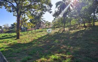 Imagem: O terreno possui 600m² de Área e está localizado em Gran