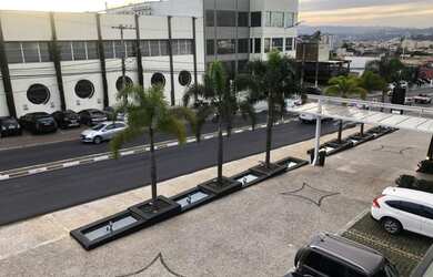 Imagem: O depósito possui 1 Vaga na garagem e 50m² de Área e está