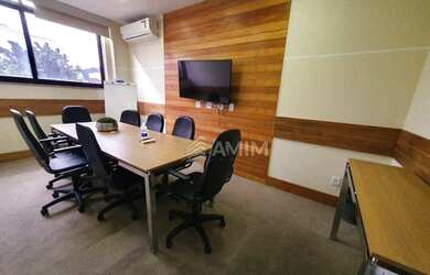 Imagem: O depósito possui 1 Vaga na garagem, 21m² de Área e está