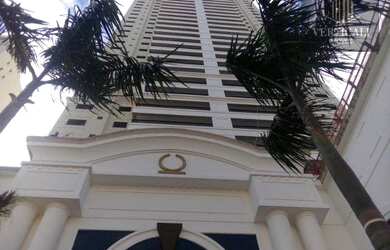 Imagem: O apartamento possui 4 Dormitórios, 5 Banheiros, 3 Vagas na