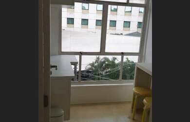 Imagem: O depósito possui 1 Vaga na garagem e 52m² de Área e está