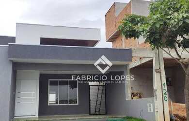 Imagem: A casa em condomínio possui 3 Dormitórios, 3 Banheiros, 4