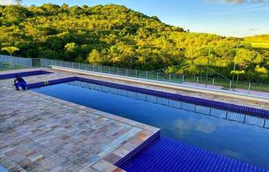 Imagem: O terreno possui 275m² de Área e está localizado em Centro