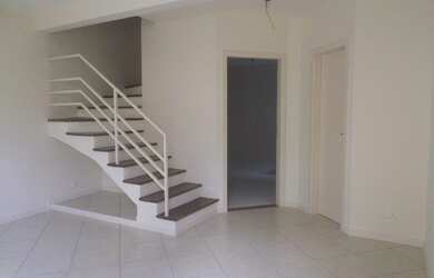 Imagem: A casa em condomínio possui 2 Dormitórios, 1 Banheiro, 1 Vaga