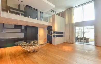 Imagem: O apartamento possui 4 Dormitórios, 5 Banheiros, 4 Vagas na