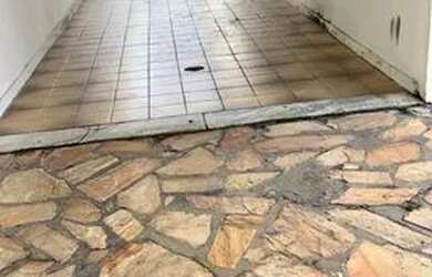 Imagem 3: Casa no Santa Lúcia. 300m² de Área, 2 Vagas na garageme5 Dormitórios