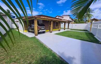 Imagem: A casa em condomínio possui 3 Dormitórios, 2 Banheiros, 4