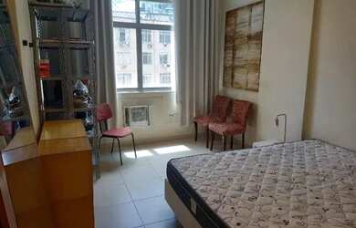 Imagem: A kitnet possui 1 Banheiro, 32m² de Área e está localizado