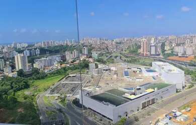 Imagem: O apartamento possui 4 Dormitórios, 5 Banheiros, 3 Vagas na