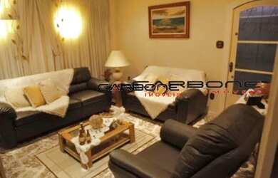 Imagem: A casa possui 2 Dormitórios, 2 Banheiros, 1 Vaga na garagem