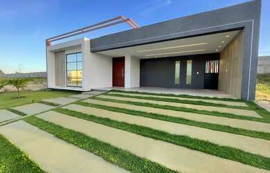 Imagem: A casa em condomínio possui 3 Dormitórios, 2 Banheiros, 216m²