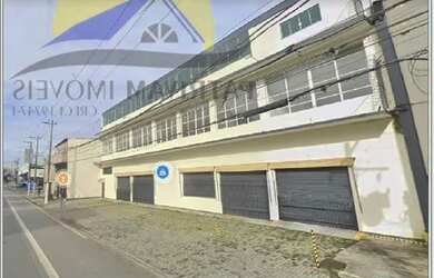 Imagem: O depósito possui 5 Vagas na garagem e 1439m² de Área e está