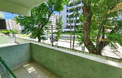 Imagem 2: Apartamento para venda tem 80 metros quadrados com 3 quartos em Ponta Verde - Maceió - AL