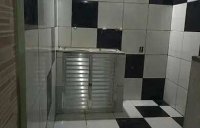 Imagem: A casa possui 2 Dormitórios, 1 Banheiro, 82m² de Área e