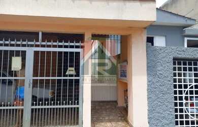 Imagem: A casa possui 1 Dormitório, 1 Banheiro, 40m² de Área e está