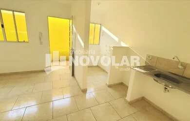 Imagem: A casa em condomínio possui 1 Dormitório, 1 Banheiro, 40m²