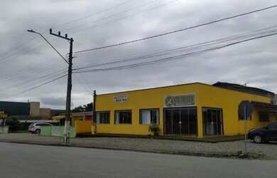 Imagem: O depósito possui 346m² de Área e está localizado em Araquari