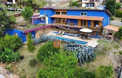 Imagem: A casa em condomínio possui 3 Dormitórios, 3 Banheiros, 3