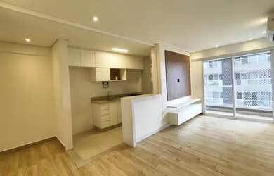 Imagem: O apartamento possui 2 Dormitórios, 2 Banheiros, 1 Vaga na