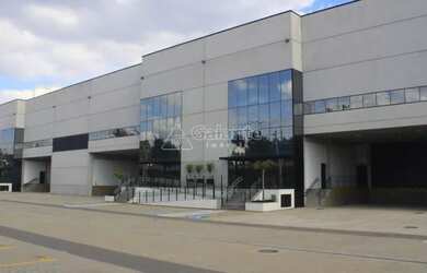 Imagem: O depósito possui 8.521m² de Área e está localizado em