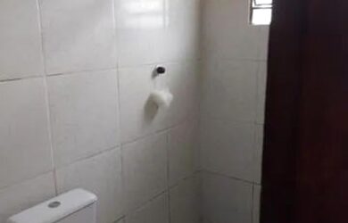 Imagem: A casa possui 2 Dormitórios, 2 Banheiros, 150m² de Área e