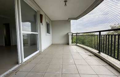 Imagem: O apartamento possui 4 Dormitórios, 4 Banheiros, 3 Vagas na