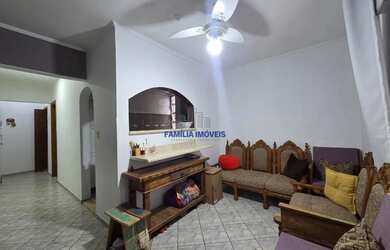 Imagem: O apartamento possui 1 Dormitório, 1 Banheiro, 1 Vaga na garagem