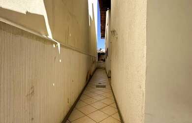 Imagem 3: Casa duplex para aluguel com 360 m² localizada no bairro Cavaleiros -...