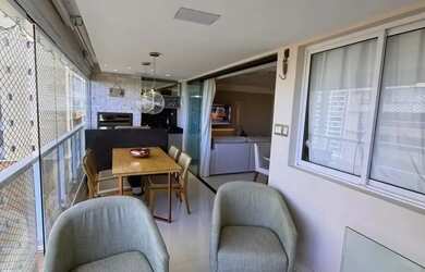 Imagem: O apartamento possui 3 Dormitórios, 3 Banheiros, 2 Vagas na