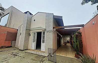 Imagem: A casa possui 2 Dormitórios, 4 Banheiros, 167m² de Área e