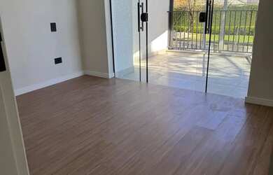 Imagem 12: Sobrado de esquina com amplo quintal bairro alto Curitiba