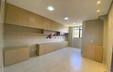 Imagem: O depósito possui 1 Vaga na garagem e 30m² de Área e está